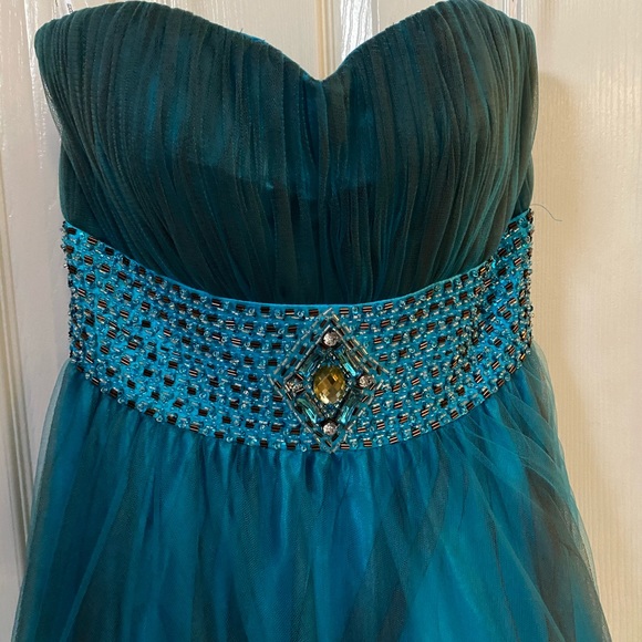 Prom Dress - Picture 4 of 4